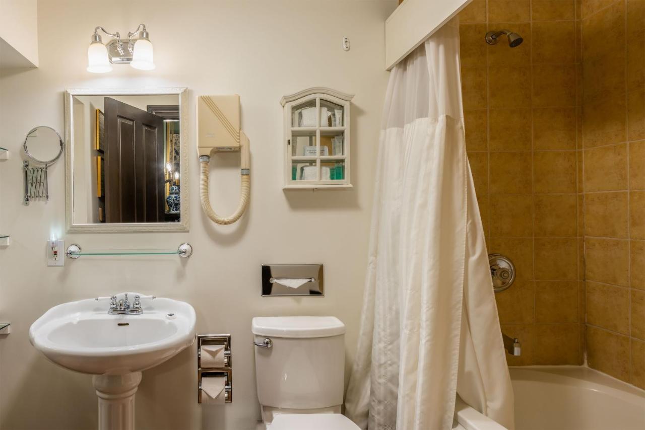 Le Clos Saint-louis Hotel 3*