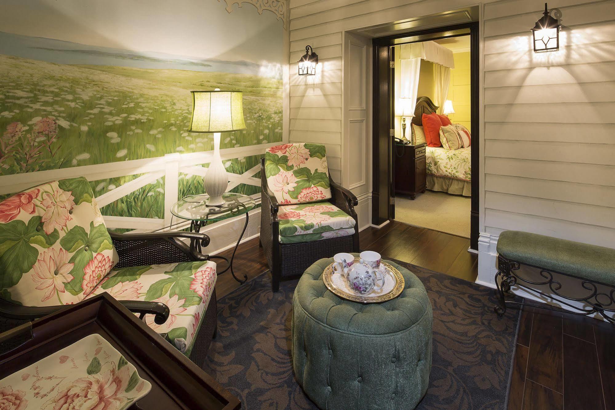 Le Clos Saint-louis Hotel 3*